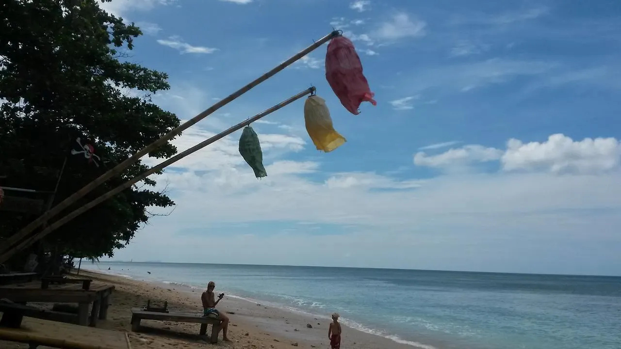 Hotel Monkey House Ko Lanta