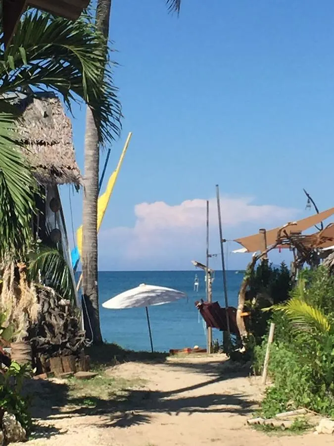 Penzion Hotel Monkey House Ko Lanta